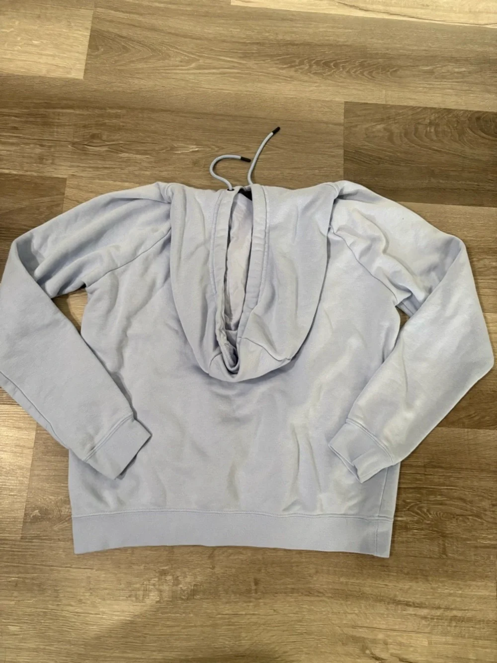 Nike Women’s Light Blue Pullover Hoodie with Black Swoosh